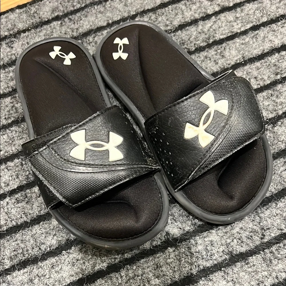 Under Armour Sandals with Padded Strap boys